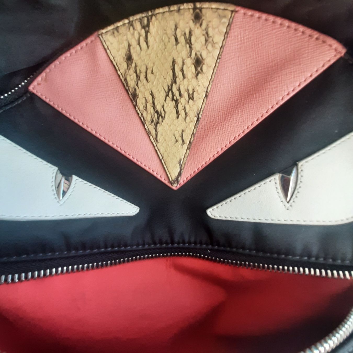 Fendi Zaini: Sac à dos Fendi monster bag – Usato da Chêne-Bourg venduto da chsandra34 5