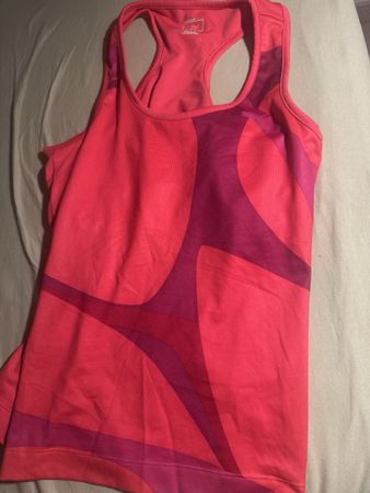 Puma Sportoberteil Grösse M pink guter Zustand