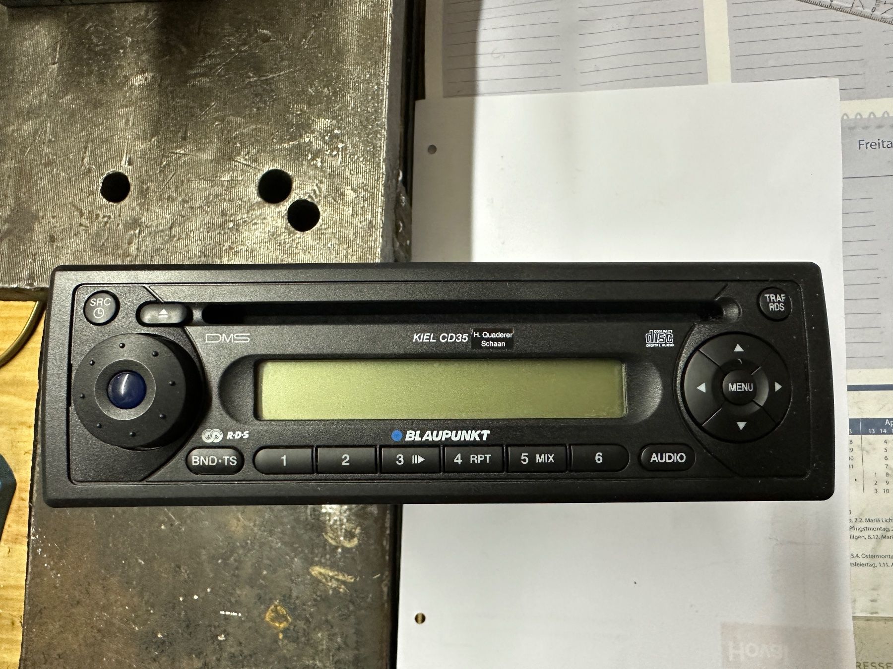Blaupunkt Radio: Blaupunkt Kiel CD 35 – Usato da Schaan venduto da bw608le 2