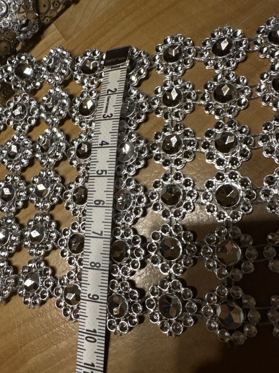 Stoffe: Kunststoff Band / Strass optik 1 Meter – Neu (gemäss Beschreibung) aus Rümlang von SchumBru10 4