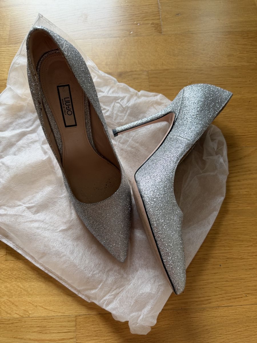 Liu Jo Scarpe da donna: Pumps Liu Jo silber Glitzer – Usato da Zürich venduto da sal_tr5t 1