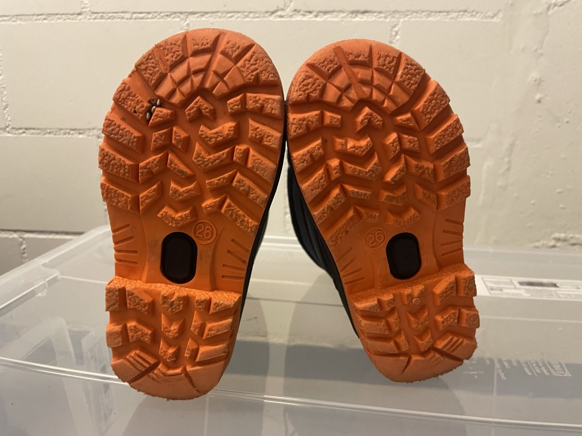 Scarpe per ragazzi: Kinder- Winterstiefel mit Inlay, Grösse 26 – Usato da Weiningen ZH venduto da wunderkaro 3