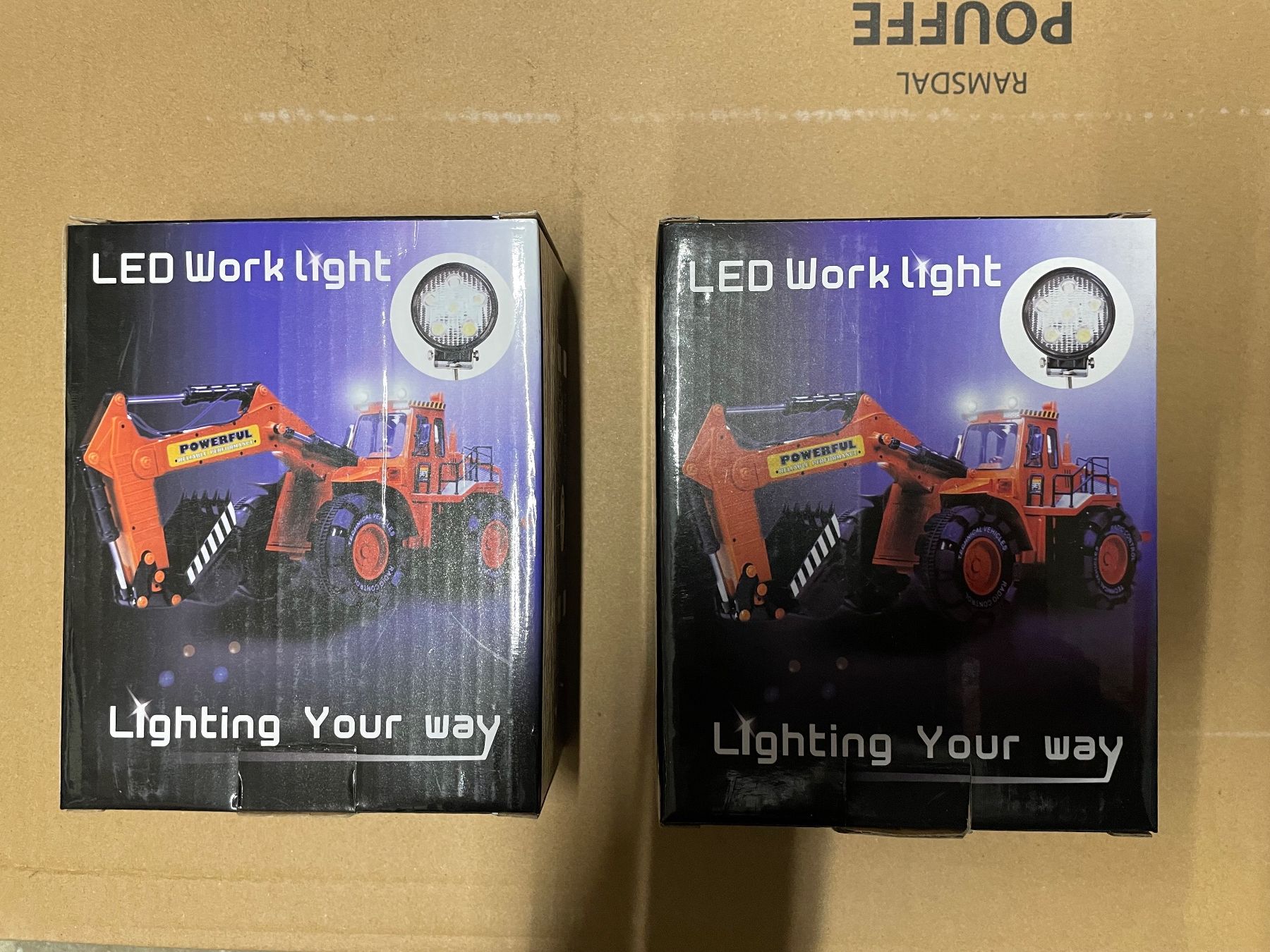 Bagger: LED 24 W – Neu und originalverpackt aus St. Gallen von alexa89