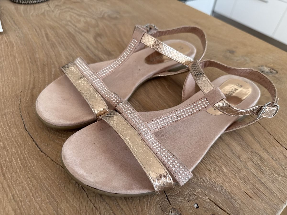 Scarpe da donna: Marco Tozzi Sandalen, Gr. 39, Golg – Usato da Münsingen venduto da saenny79