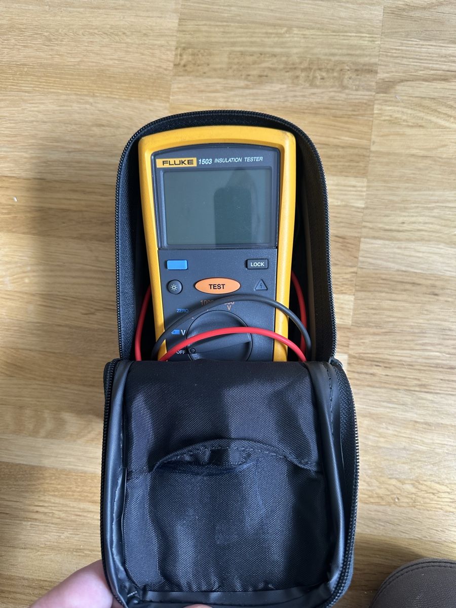 Fluke Misurare: Fluke 1503 Isolation Tester / Isolationsmessgerät – Usato da Arlesheim venduto da Maddoxs