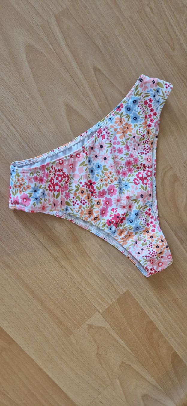 Costumi da bagno & Bikini: Bikini S – Usato da Rüfenacht BE venduto da Loeti1992 1