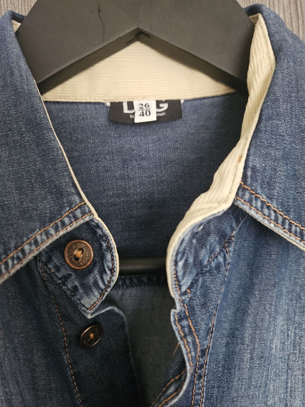 Dolce & Gabbana Camicette: chemise en jeans – Usato da Chêne-Bourg venduto da gab_7cg8 3