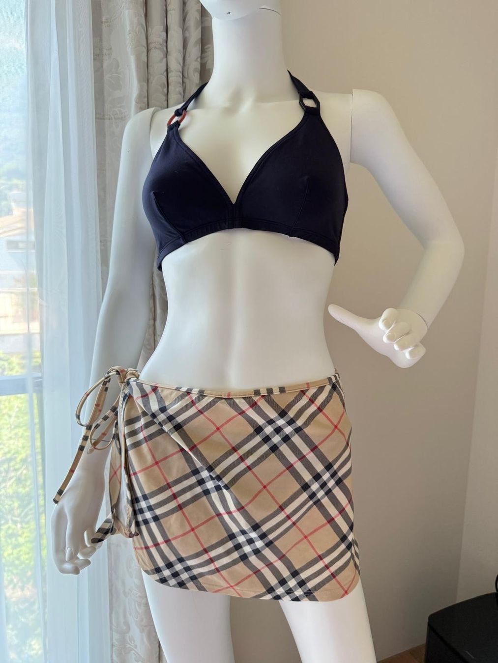 Burberry Gonne: Burberry Pareo Rock, Einheitsgrösse – Usato da Oberarth venduto da SSS. 1