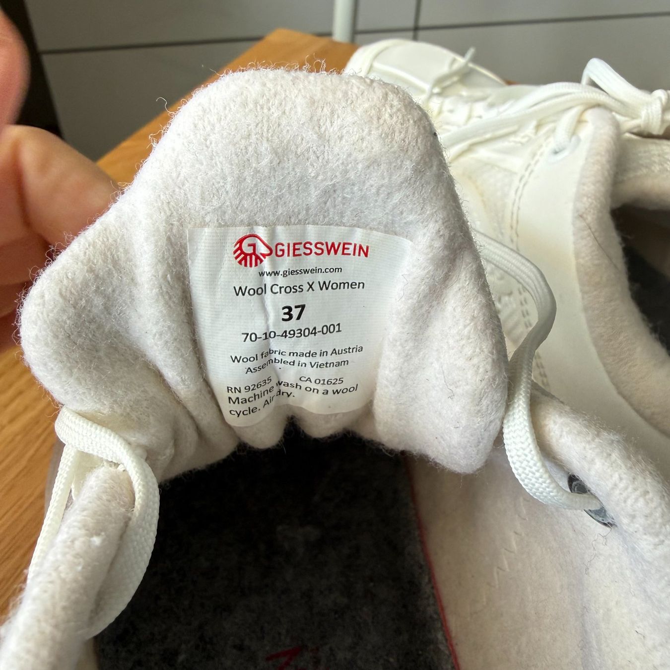 Scarpe da donna: Giesswein: Wool Cross X, Sneaker low, Weiss, Gr. 37 – Usato da Riedholz venduto da han_fy6l 3