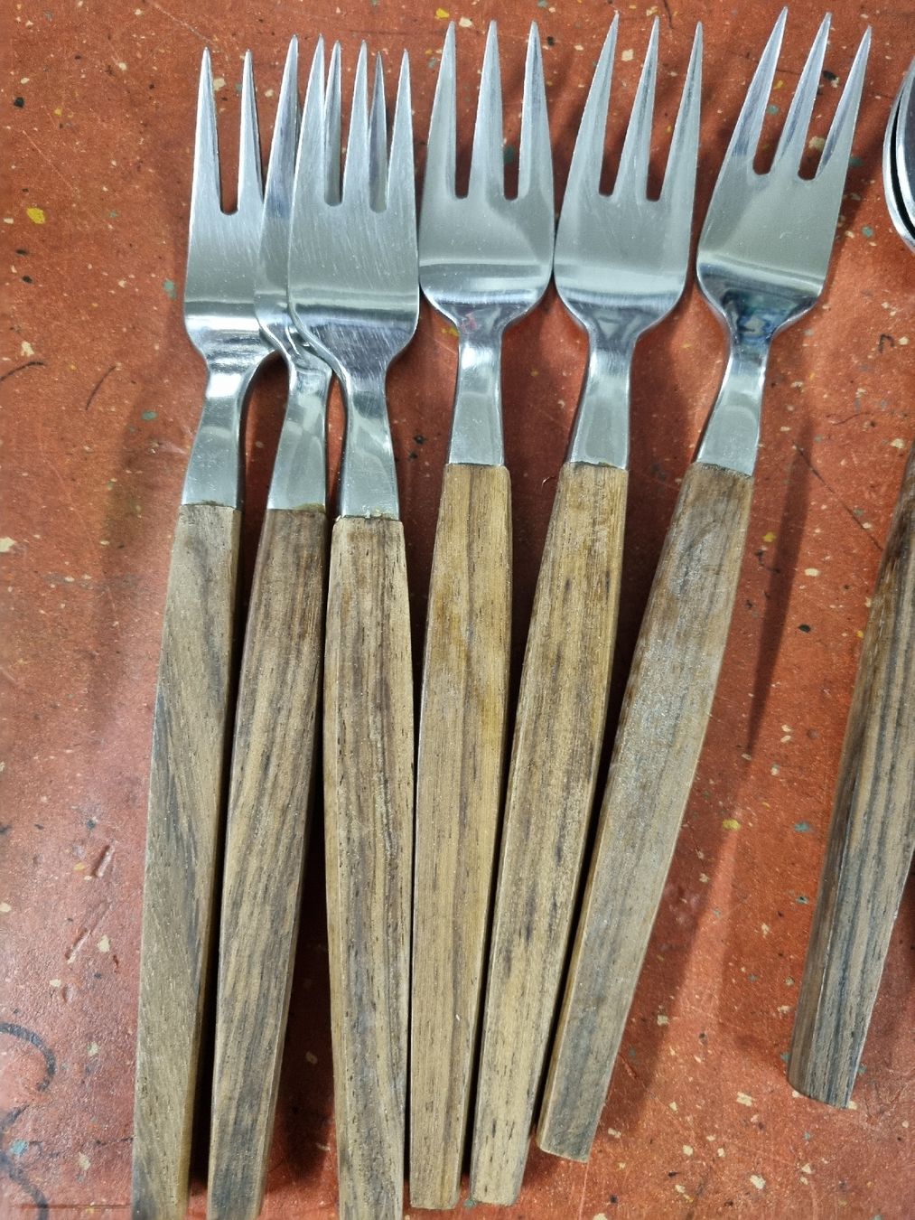 Set di posate: Teakholz-Besteckset vintage – Usato da Ostermundigen venduto da vintage60 1
