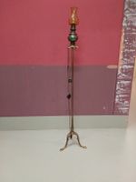 Stehlampe antik Messing bernsteinfarbener Schirm gebraucht