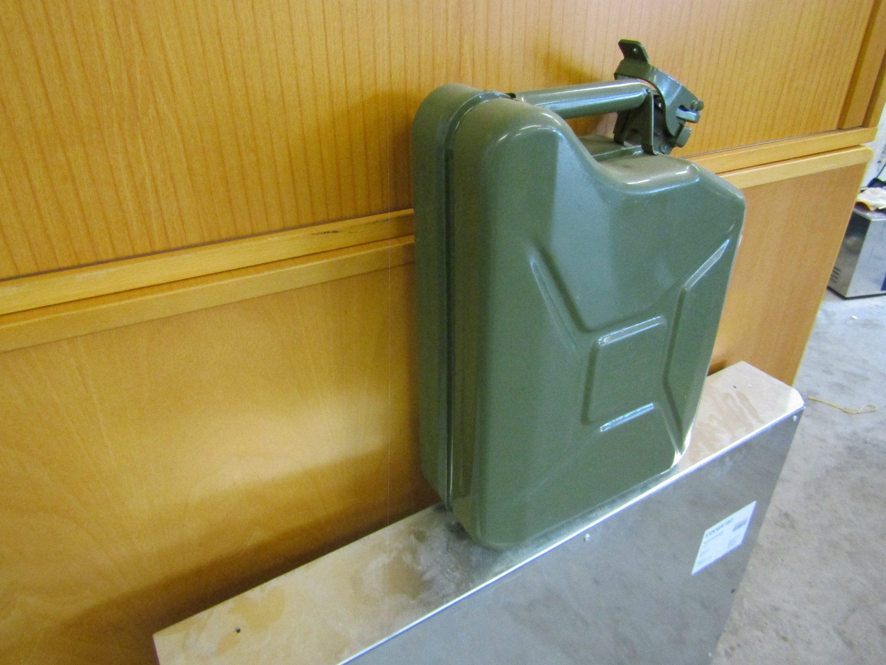 Benzinkanister: Militär - Benzinkanister 10L – Gebraucht aus Wädenswil von tome70 3