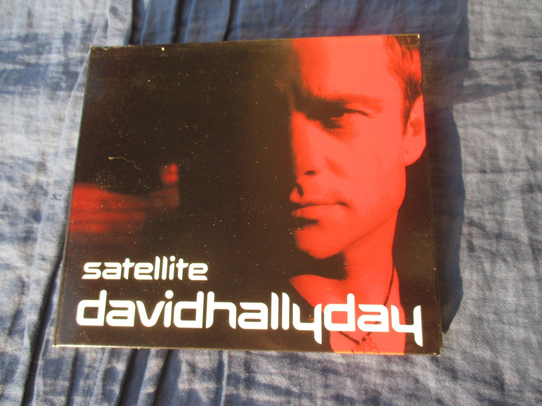 CDs: David Hallyday : Satellite – Gebraucht aus Colombier NE von Nevenma