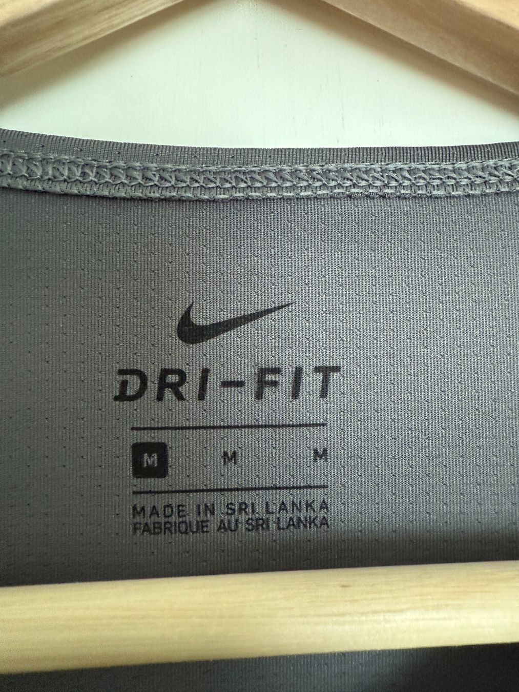 Nike T-shirt: Nike Dri-Fit T-Shirt Grösse M – Usato da ZUFIKON venduto da SULMI01 2