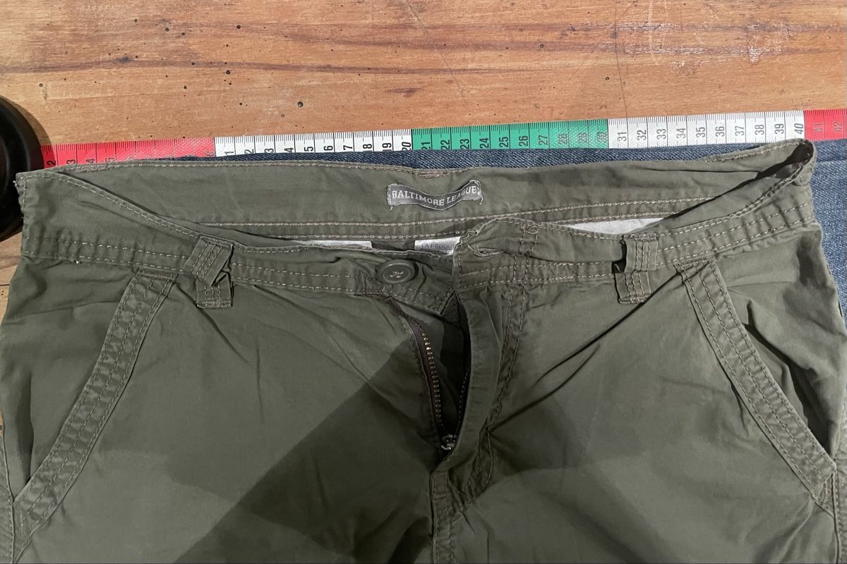 Pantaloni: Hose kurz/Shorts – Usato da Büren an der Aare venduto da mii_57vx 2