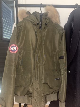 Veste Canada Goose kaki taille M bon état