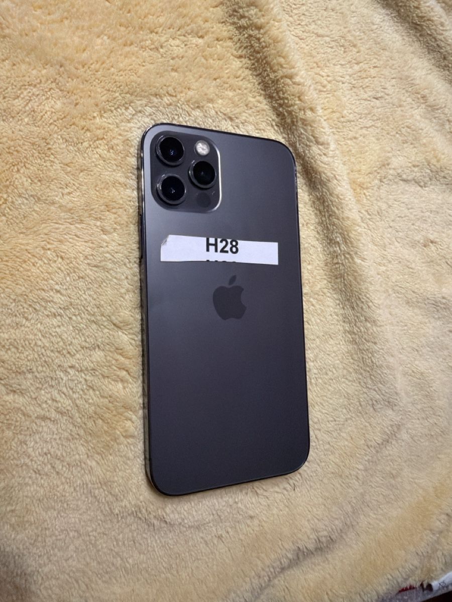 Apple Handys / Smartphones: iPhone 12 Pro / Schwarz / H28 – Gebraucht aus Arbon von BaX_94 3