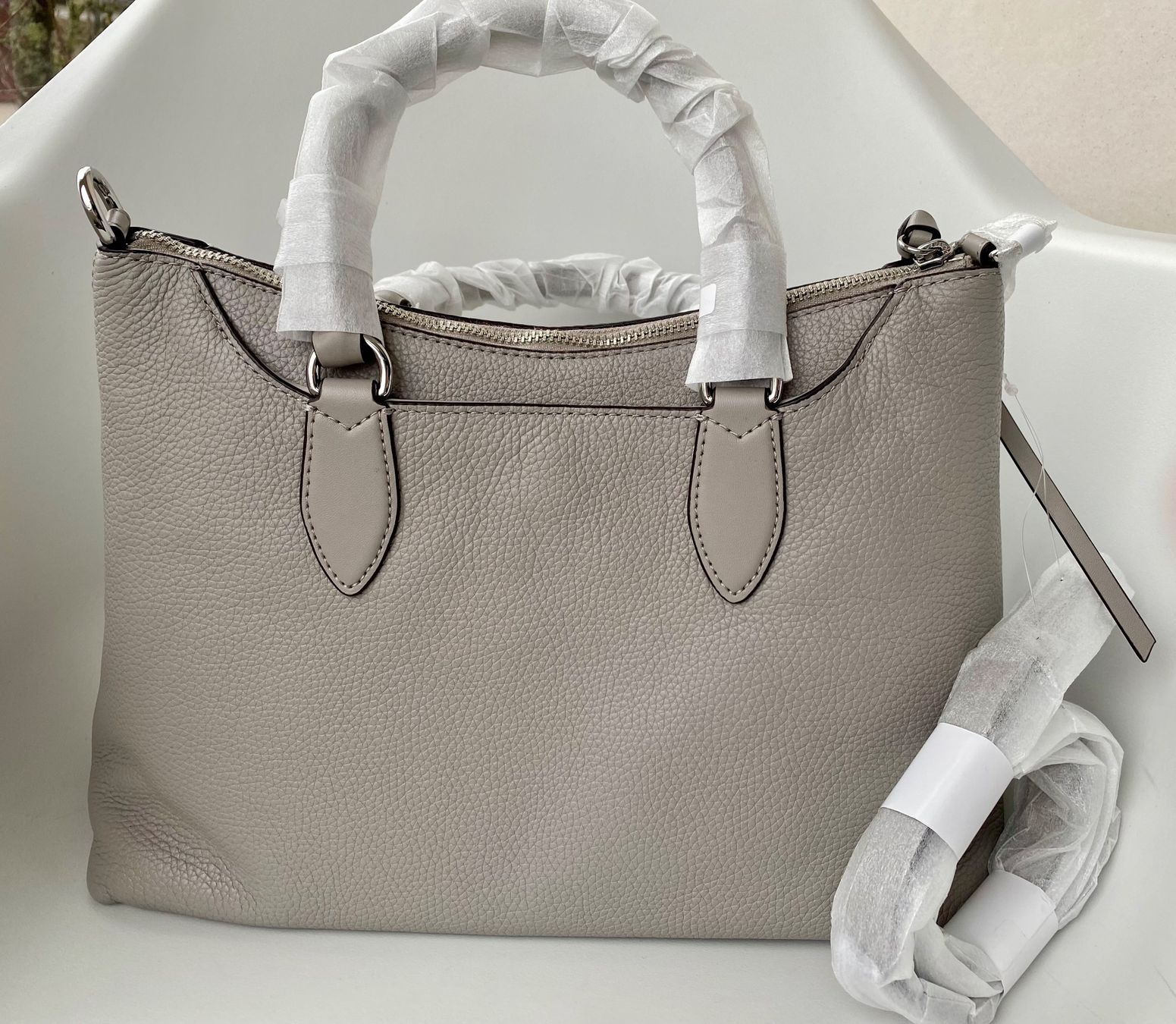 Michael Kors Altro in  Abbigliamento & Accessori: Sac Michael Kors en cuir   NEU! – Nuovo e nell'imballaggio originale da Peseux venduto da Gilloss 3