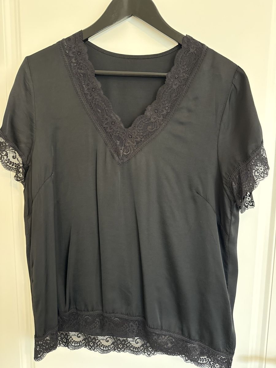 Camicette: Blouse soyeuse  – Nuovo (secondo la descrizione) da Blonay venduto da Celuna
