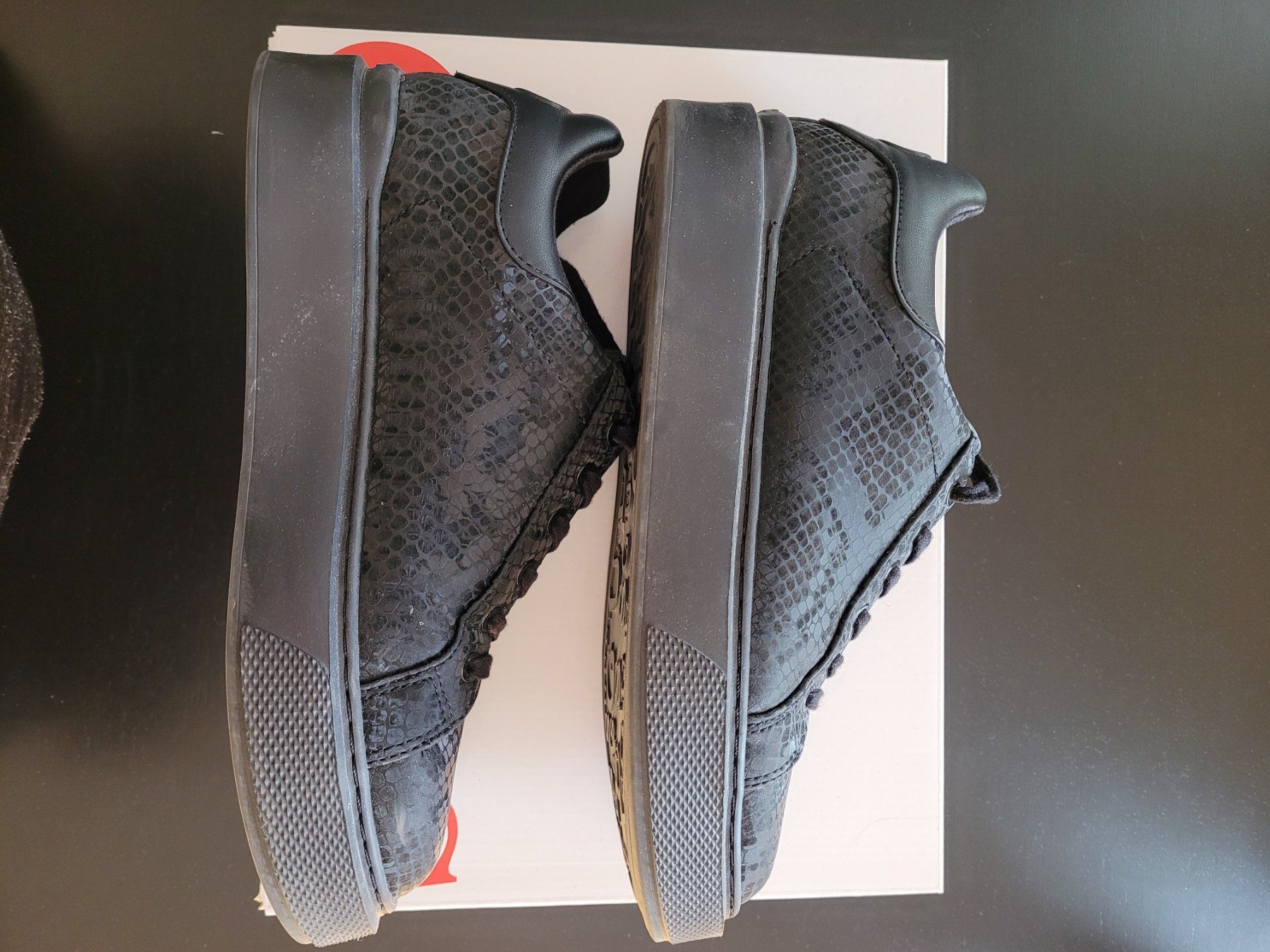 Guess Scarpe da donna: Guess basket – Nuovo (secondo la descrizione) da Biel/Bienne venduto da Leila32 3