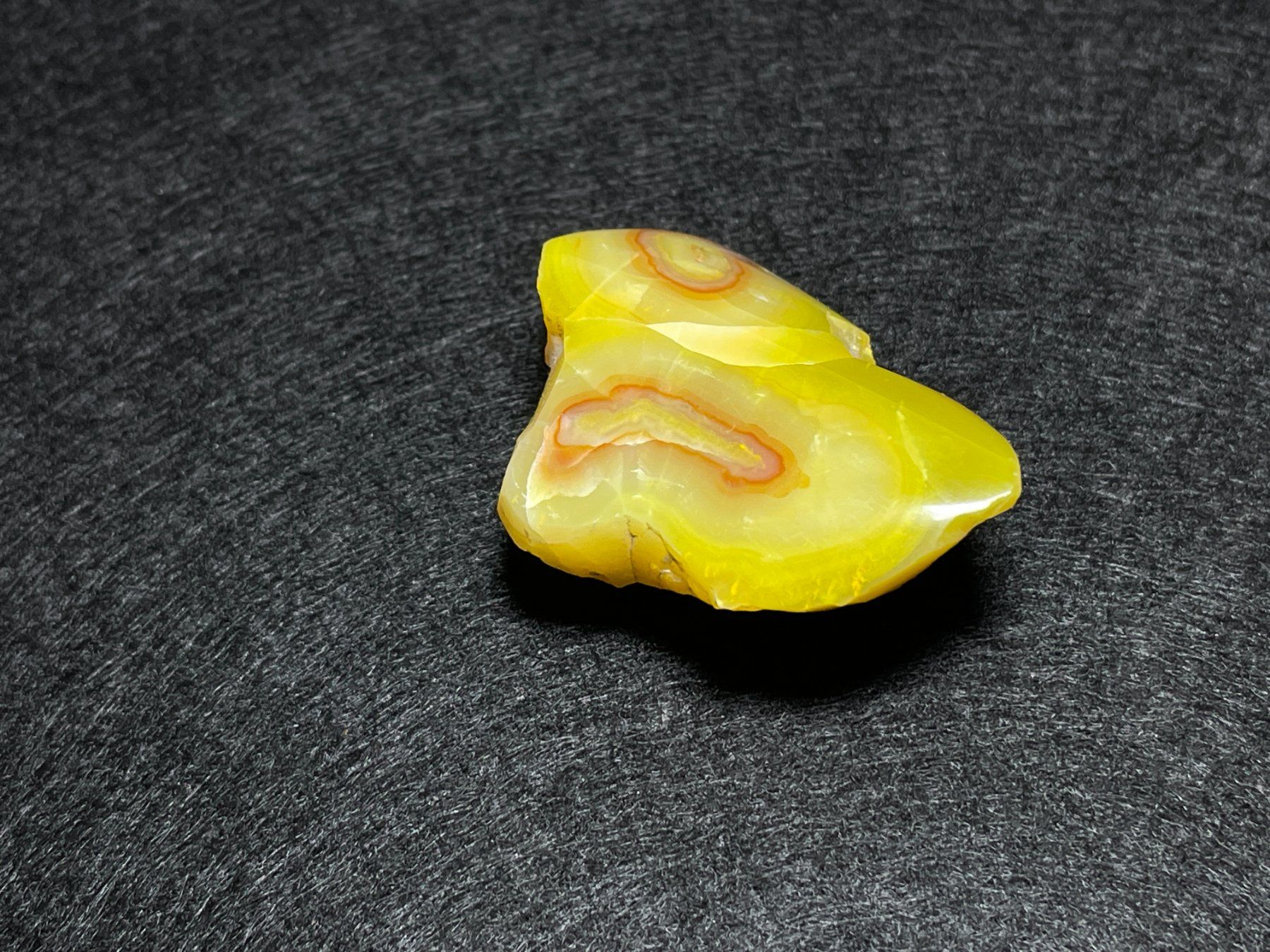 Minéraux & Lithothérapie: Smithsonite jaune botryoïde – D'occasion à Cernier par Tashi_Delek 4