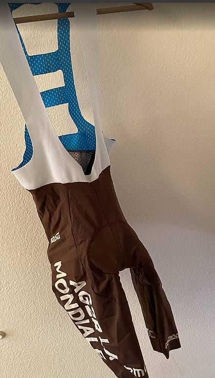 Pantalons: Pro Velohose  – D'occasion à Basel par Huuii