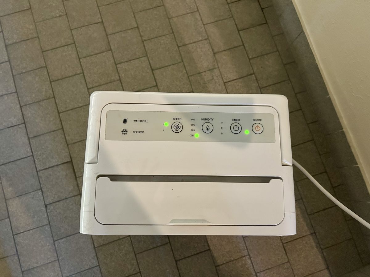Wood's Deumidificatori: Wood's Dehumidifier MDK11 – Nuovo (secondo la descrizione) da Zürich venduto da chi_7k5b 1