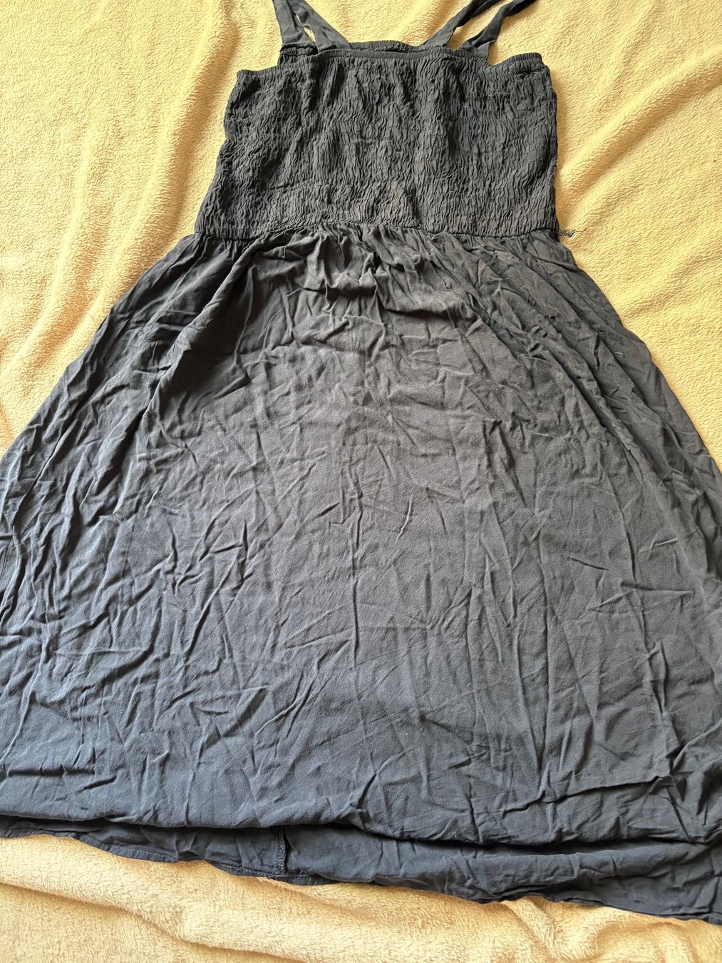 Vestiti: Kleid mit Träger, Grösse M – Usato da Münsingen venduto da jsc_xj9b