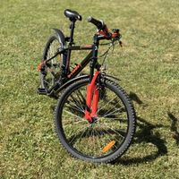 Vélo VTT 18 vitesses (enfant)