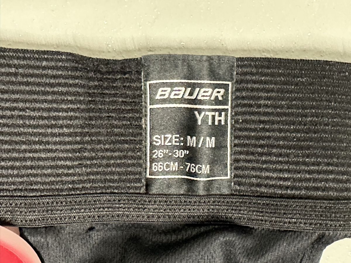 Bauer Protezioni & Imbottiture: Tiefschutz Kind Grösse M – Nuovo (secondo la descrizione) da Wattwil venduto da jopara 1