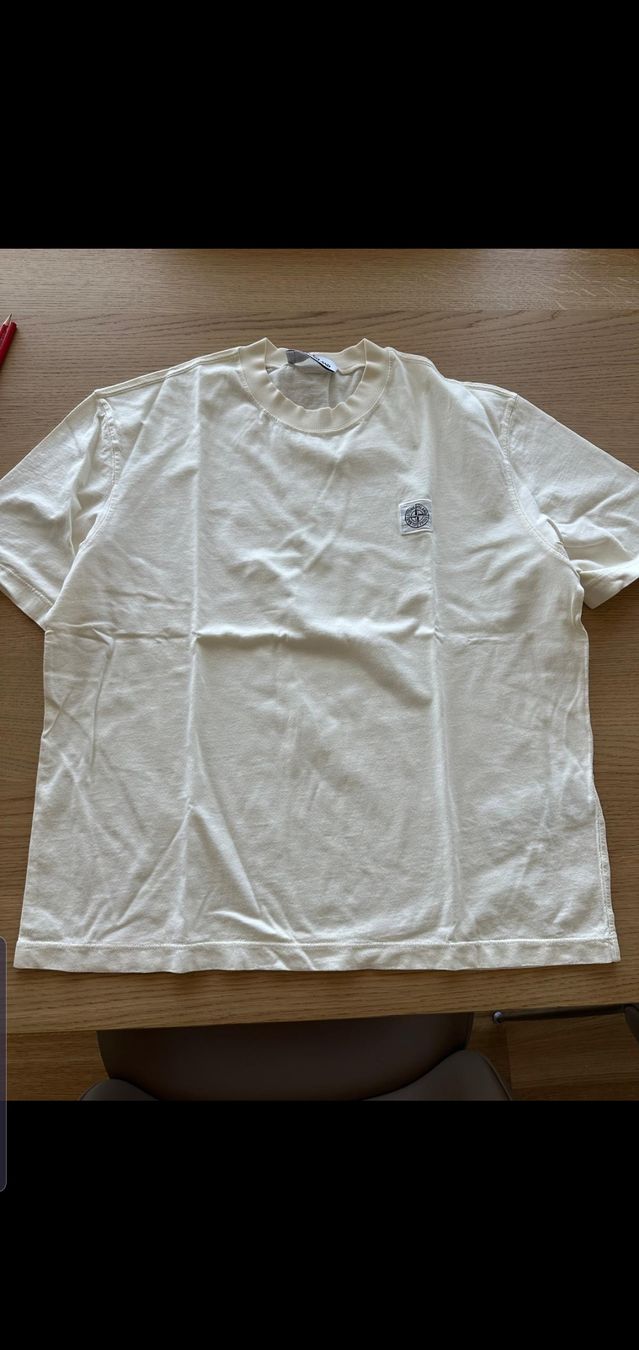 Stone Island T-shirt: Stone Island, Tshirt, M, NEU – Nuovo (secondo la descrizione) da Winterthur venduto da Sjull 1