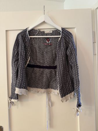 Strickjacke von Odd Molly, Grösse M, ideal für den Übergang