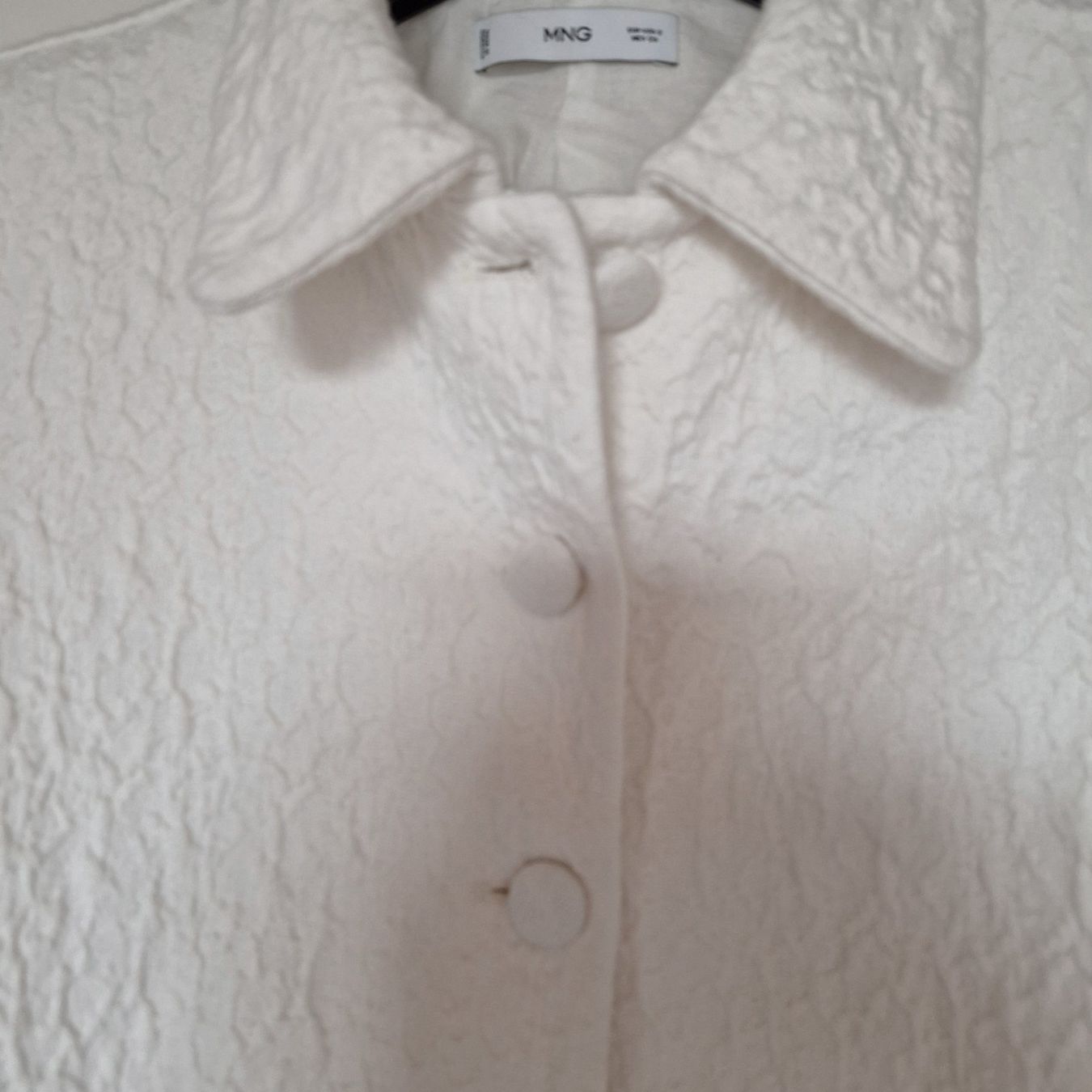 Mango Giacche: Veste Mango couleur crème – Usato da Crassier venduto da steff2000 3