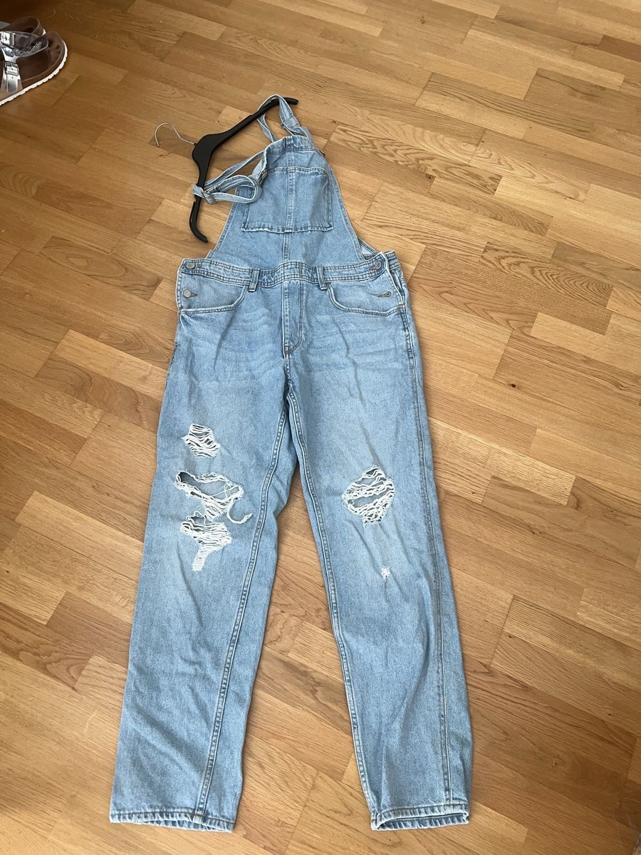 Jeans: Latzhose  Gr. 40 – Usato da Aarberg venduto da Edelschungit
