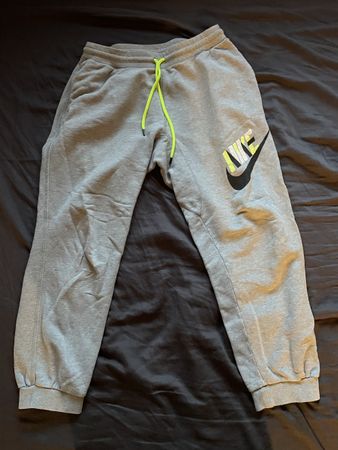 Nike Jogginghose grau  Grösse M