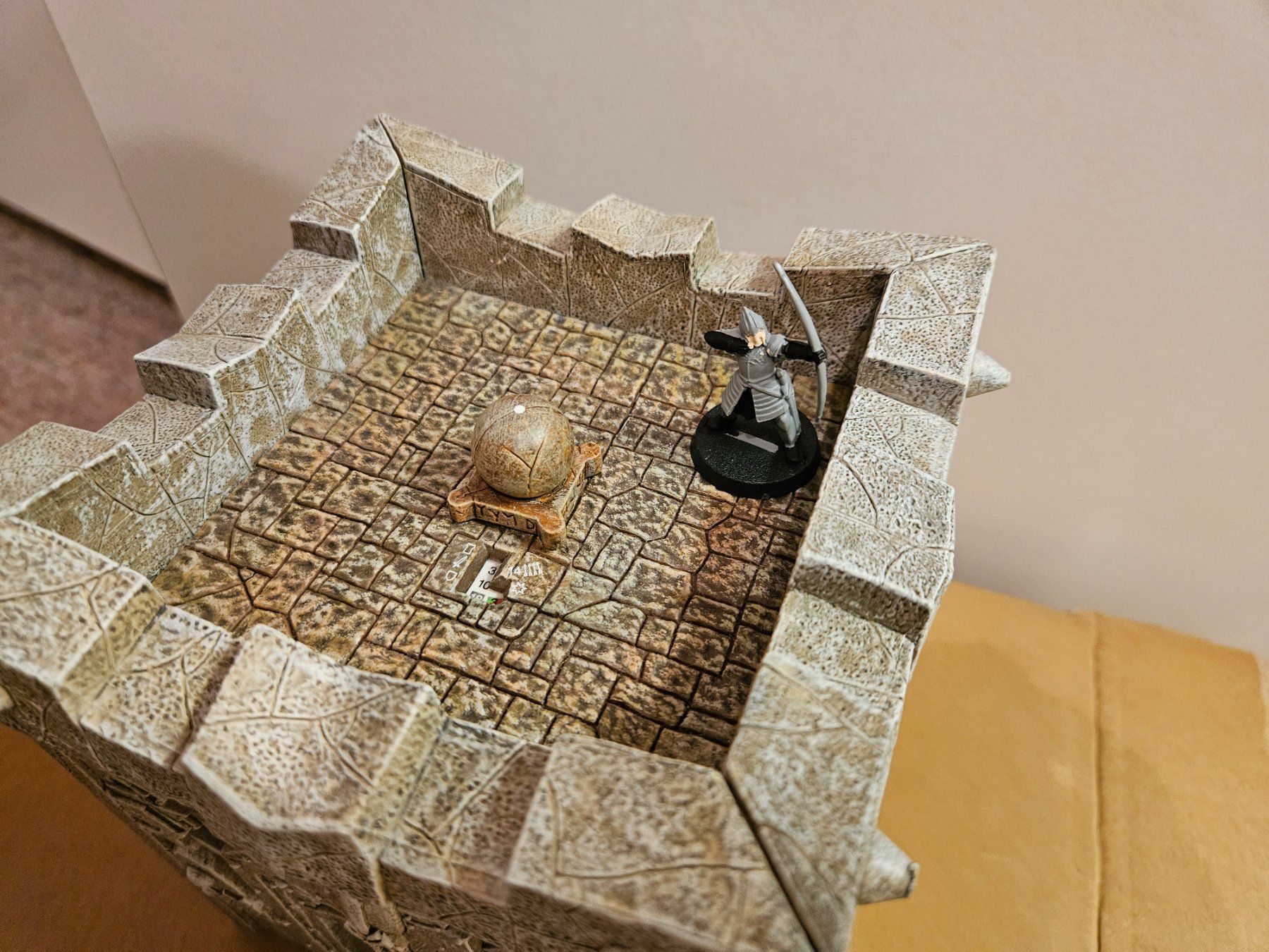 Giochi: Mageknight Conquest Castle Keep Mage Knight Tabletop Burg – Usato da Seengen venduto da maivia_customs 5