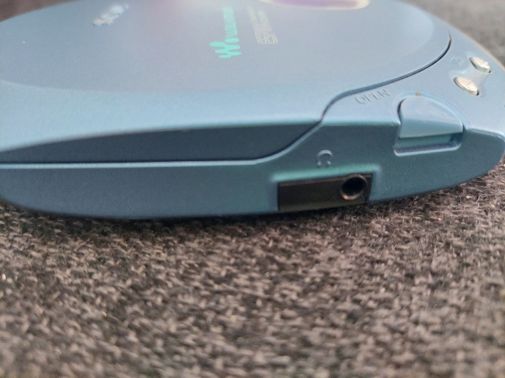 Lettore multimediale portatile: CD Player Sony Walkman D-E351 blau – Usato da Abtwil AG venduto da kidimagic1 8