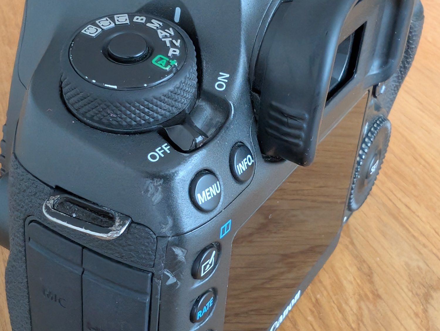Canon Appareil photo: Canon EOS 5Dsr – D'occasion à Schluein par Nahanni 4