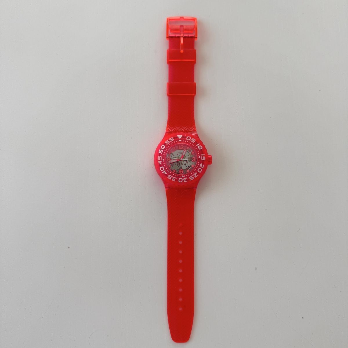 Swatch Orologi: SWATCH Scuba Libre Deep Barry Watch – Nuovo (secondo la descrizione) da Emmen venduto da Colette-Juliette