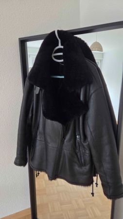 Lederjacke Schwarz mit Futter Grösse L neuwertig