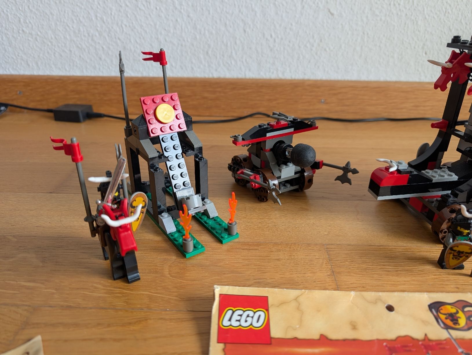 Lego Kit di costruzioni: Lego Bull's Attack 6096 and 6032 – Usato da Neuchâtel venduto da lynne_mo 3