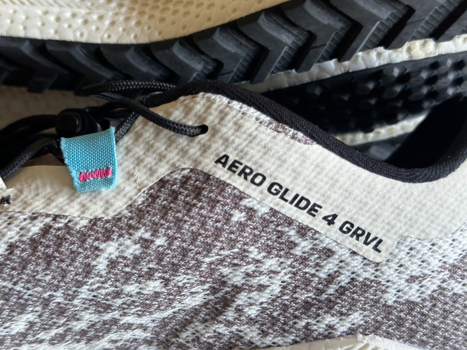Salomon Scarpe da uomo: Salomon AERO GLIDE 4 GRVL 1x-getragen – Nuovo (secondo la descrizione) da Mollis venduto da Aanja5 3