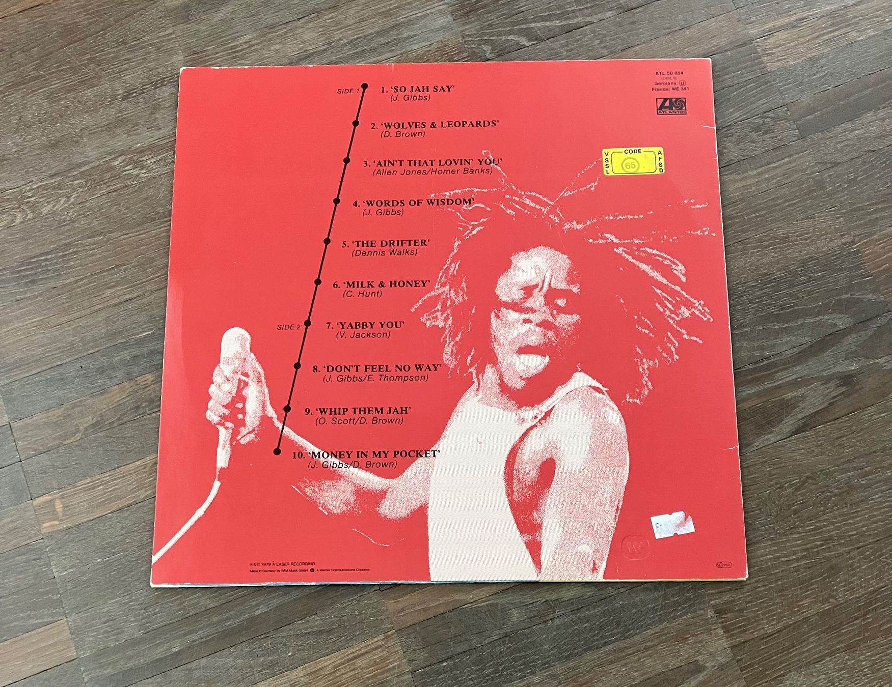 Dischi in vinile: DENNIS BROWN - LIVE AT MONTREUX – Usato da steffisburg venduto da Dstauffer 2