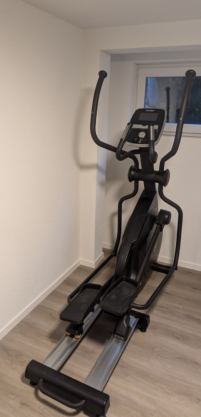 Maxxus Hometrainer: MAXXUS 8.4 Crosstrainer / Ellipsentrainer – Usato da Meisterschwanden venduto da ste_nxm9 1