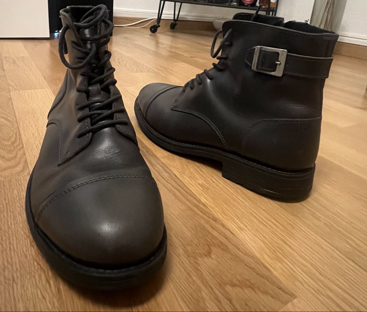 Scarpe da uomo: Neue Herrenstiefel – Nuovo (secondo la descrizione) da Zürich venduto da ale_ap 1