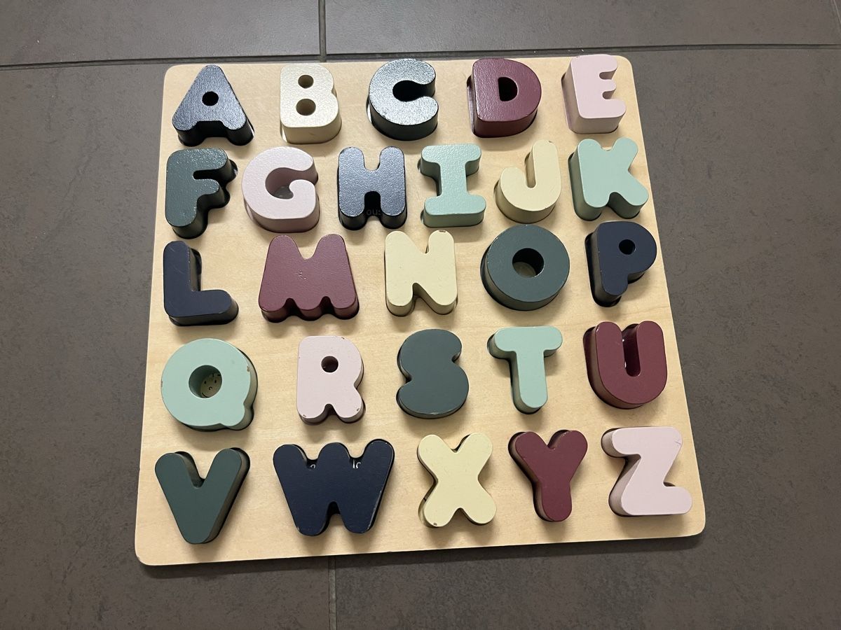 Puzzle: Alphabet Buchstsben Holzpuzzle – Usato da Zürich venduto da Gabi_78