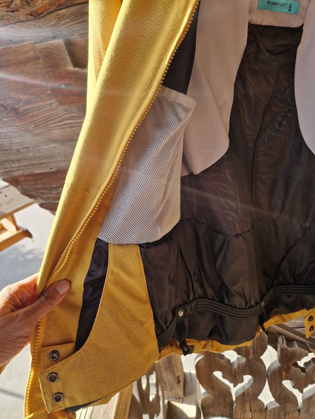 Roxy Giacche: Veste de ski Roxy DryFlight moutarde, taille M – Usato da Gryon venduto da LaureG 1