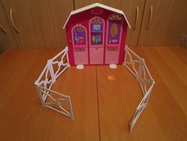 Barbie  -  Pferdestall