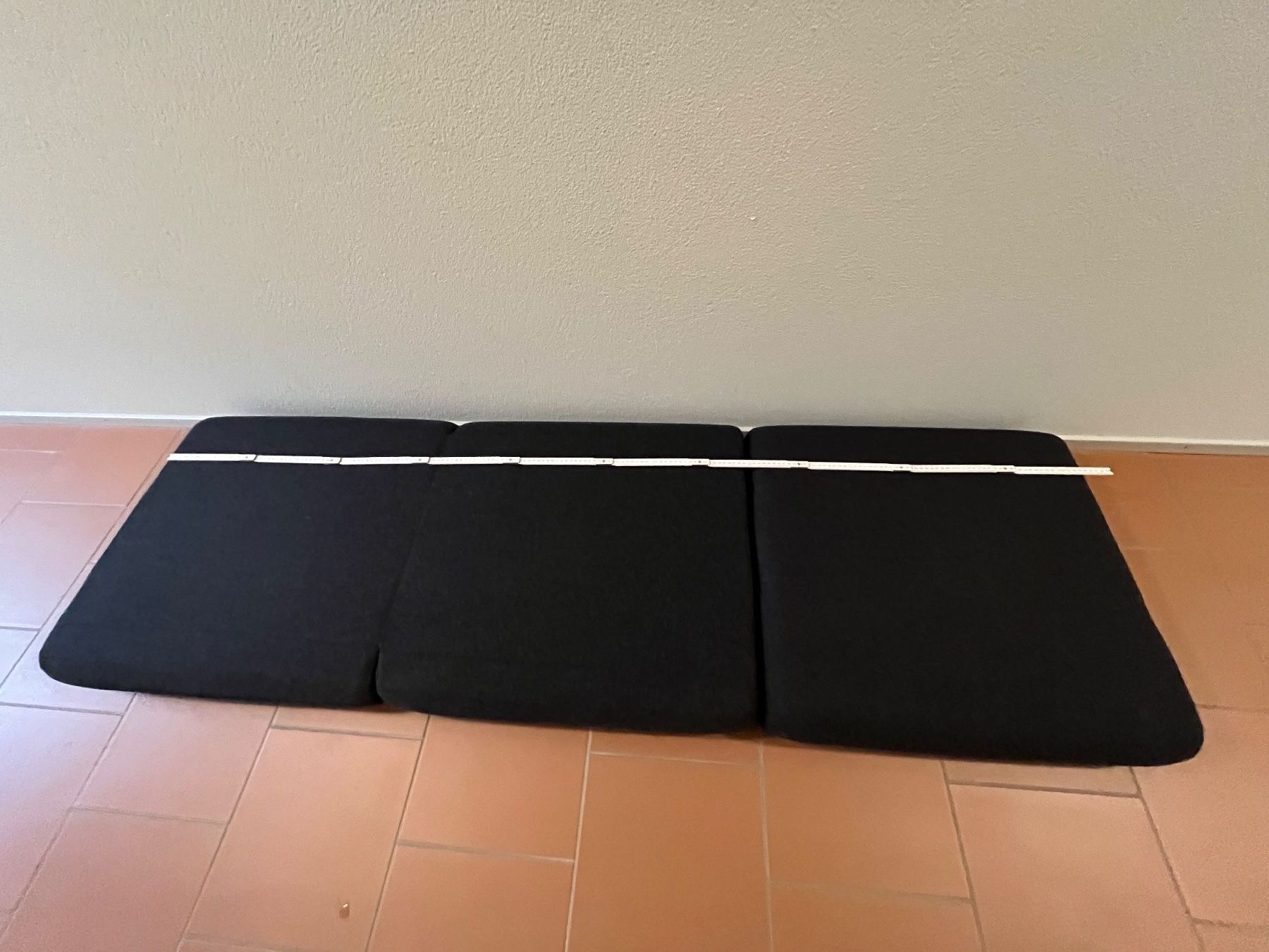 Pfister Tabourets: Hocker/ Gästematratze – D'occasion à Marthalen par legolas17 2