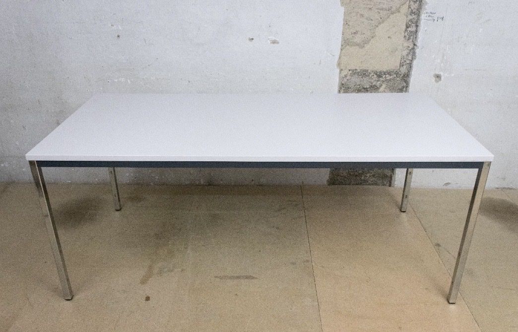 Tische: Schlichter Tisch mit Chromstahl 180x80cm  – Gebraucht aus Zürich von talifurrer 1